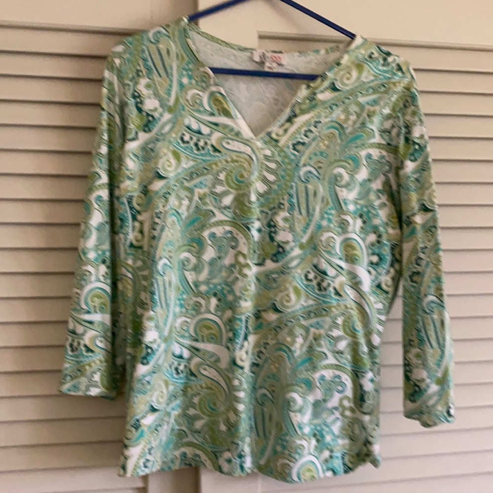 Green paisley print top size small